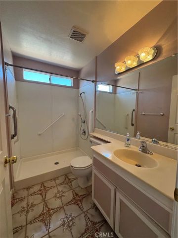 11410 Brookshire 227, Downey, CA 90241
