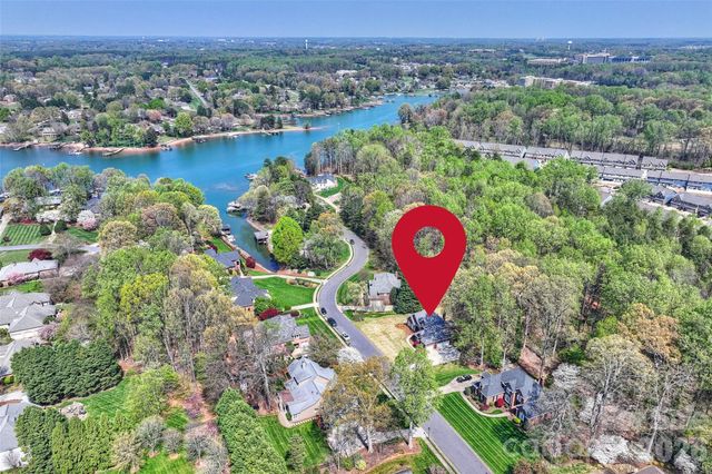 144 Pin Oak Lane, Mooresville, NC 28117