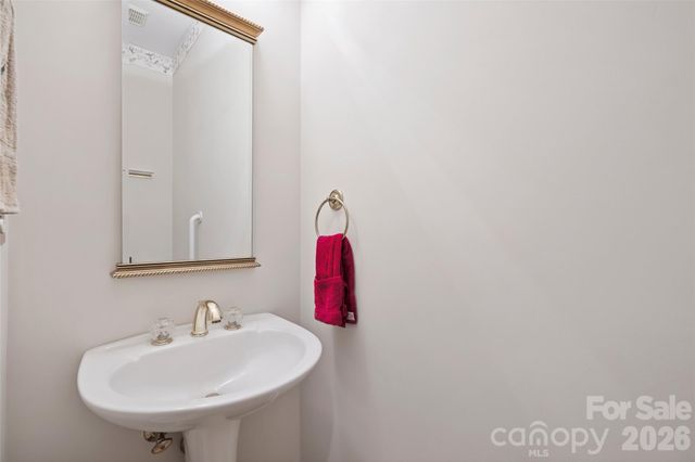 144 Pin Oak Lane, Mooresville, NC 28117