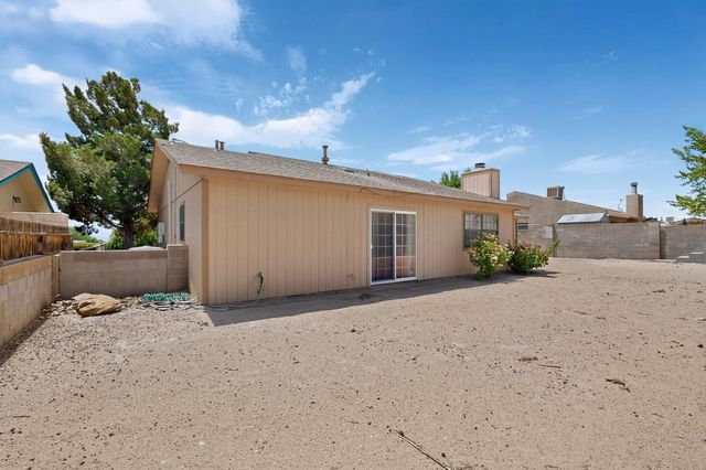 485 Wagon Train Drive SE, Rio Rancho, NM 87124