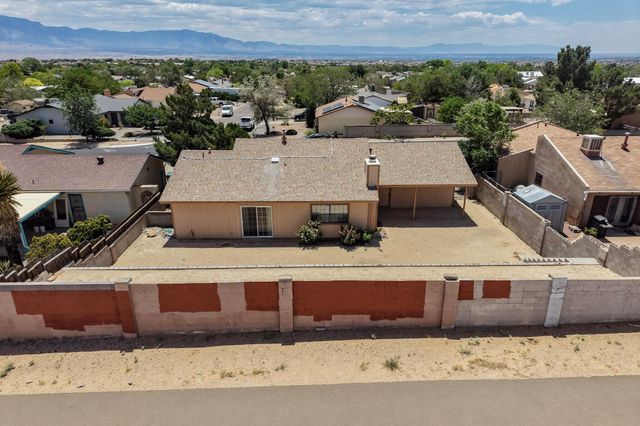 485 Wagon Train Drive SE, Rio Rancho, NM 87124