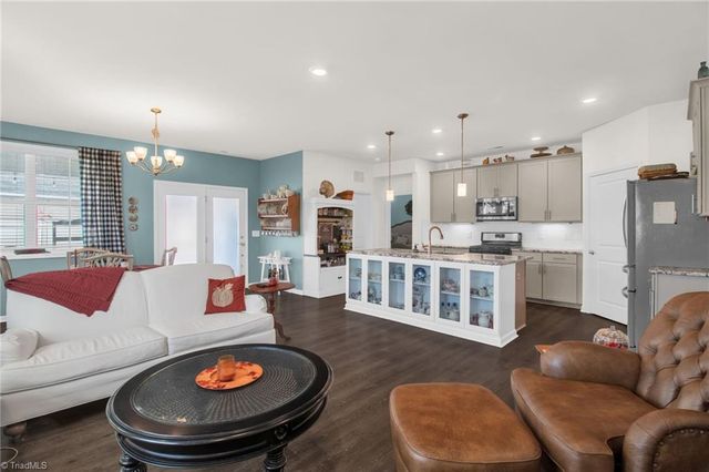 5333 Quartz Avenue, Clemmons, NC 27012