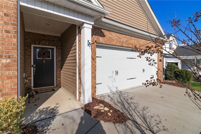 5333 Quartz Avenue, Clemmons, NC 27012