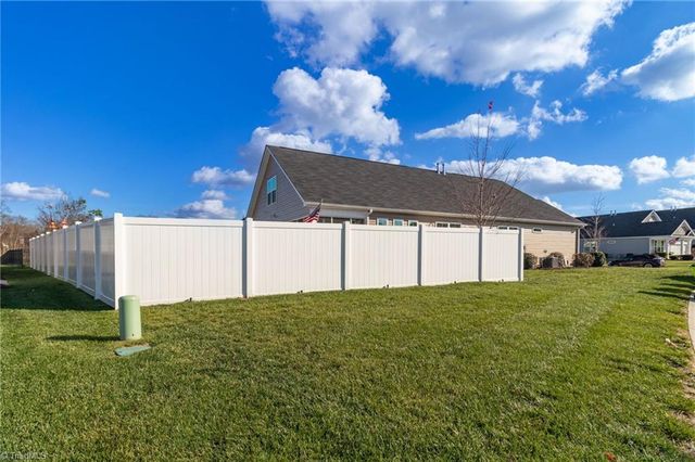 5333 Quartz Avenue, Clemmons, NC 27012