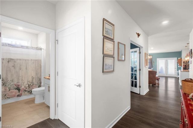 5333 Quartz Avenue, Clemmons, NC 27012