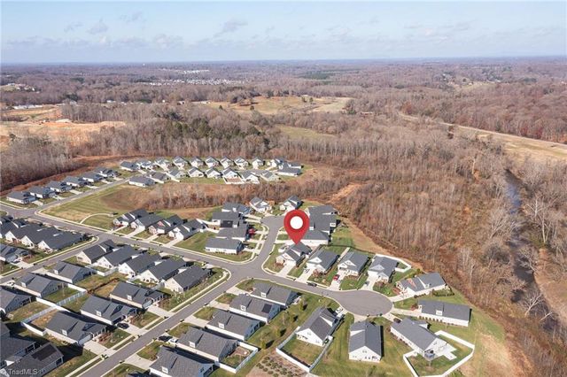 5333 Quartz Avenue, Clemmons, NC 27012