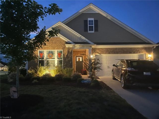 5333 Quartz Avenue, Clemmons, NC 27012