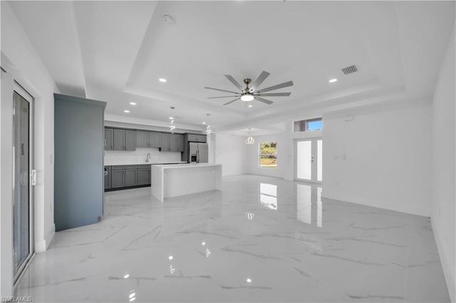 1023 Pilgrim ST E, Lehigh Acres, FL 33974