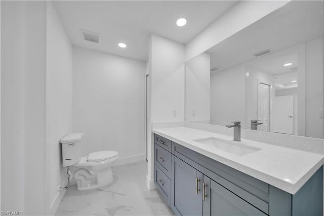 1023 Pilgrim ST E, Lehigh Acres, FL 33974