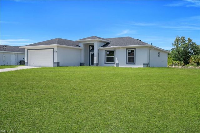1023 Pilgrim ST E, Lehigh Acres, FL 33974