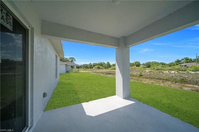 1023 Pilgrim ST E, Lehigh Acres, FL 33974