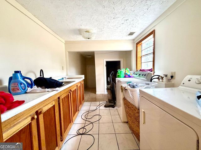 888 Brantley Road, East Dublin, GA 31027