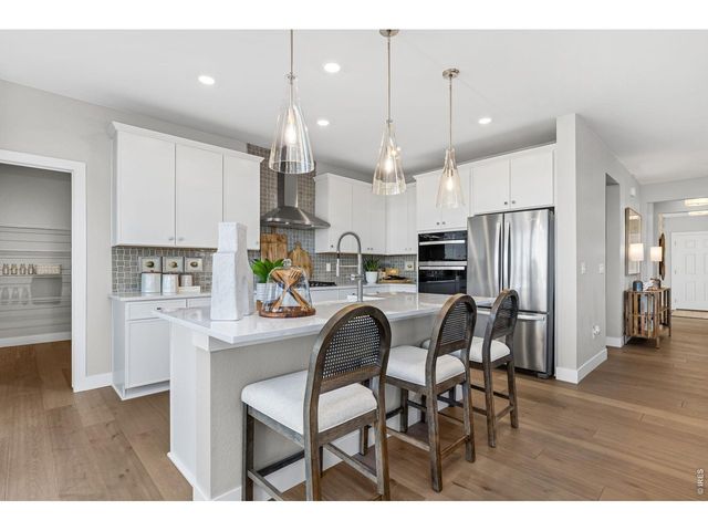 202 Sugar Beet Ln, Berthoud, CO 80513