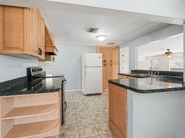 4712 30TH STREET W, Bradenton, FL 34207