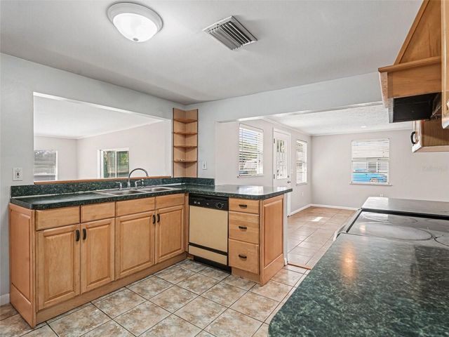 4712 30TH STREET W, Bradenton, FL 34207