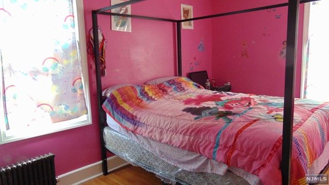 22 Normandy Place, Irvington, NJ 07111