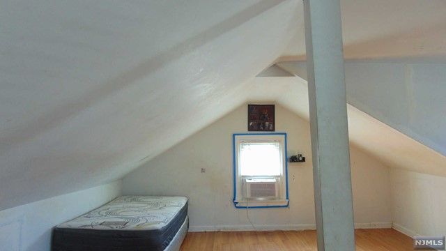 22 Normandy Place, Irvington, NJ 07111