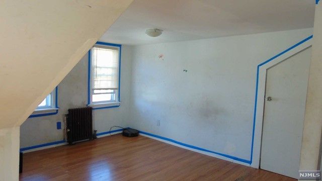 22 Normandy Place, Irvington, NJ 07111
