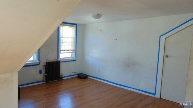 22 Normandy Place, Irvington, NJ 07111