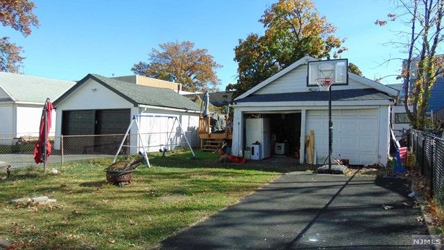 22 Normandy Place, Irvington, NJ 07111