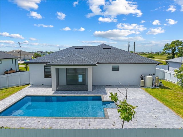 3921 NW 40TH LANE, Cape Coral, FL 33993