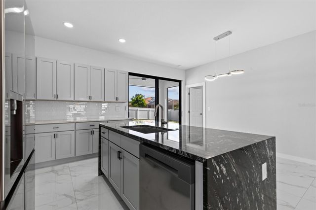 3921 NW 40TH LANE, Cape Coral, FL 33993