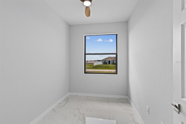 3921 NW 40TH LANE, Cape Coral, FL 33993
