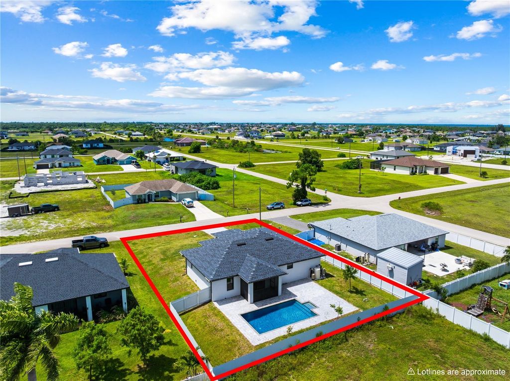 3921 NW 40TH LANE, Cape Coral, FL 33993