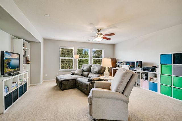 113 Fred Couples DR, Round Rock, TX 78664