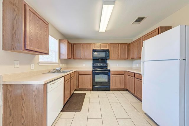 289 Drystone TRL, Liberty Hill, TX 78642