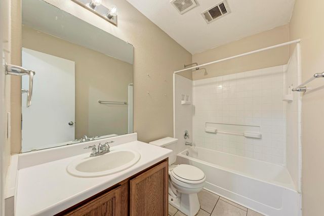 289 Drystone TRL, Liberty Hill, TX 78642
