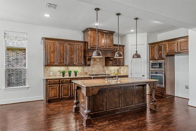 7527 Wright Drive, Frisco, TX 75035