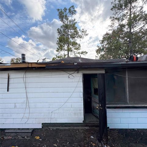5115 Winnetka Street, Houston, TX 77021