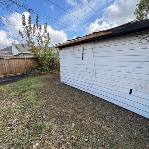 5115 Winnetka Street, Houston, TX 77021