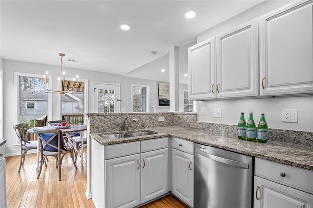 2841 Royal Bluff, Decatur, GA 30030