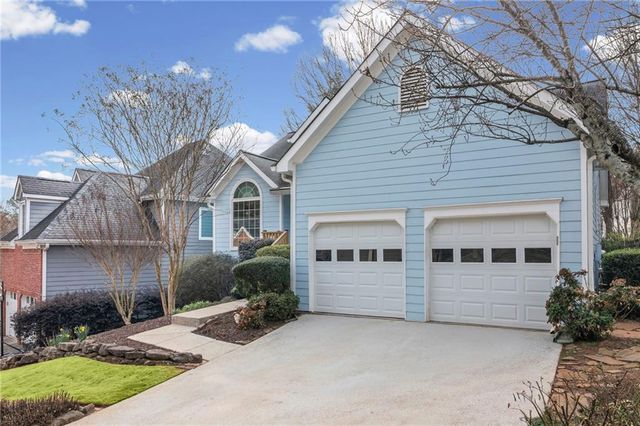 2841 Royal Bluff, Decatur, GA 30030