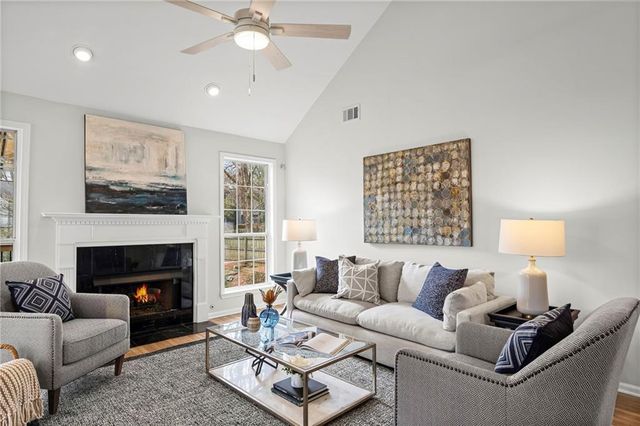 2841 Royal Bluff, Decatur, GA 30030