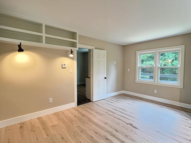 22 Cilleyville Road, Andover, NH 03216