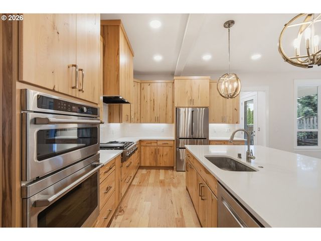 18511 Ne 26TH Dr, Vancouver, WA 98684