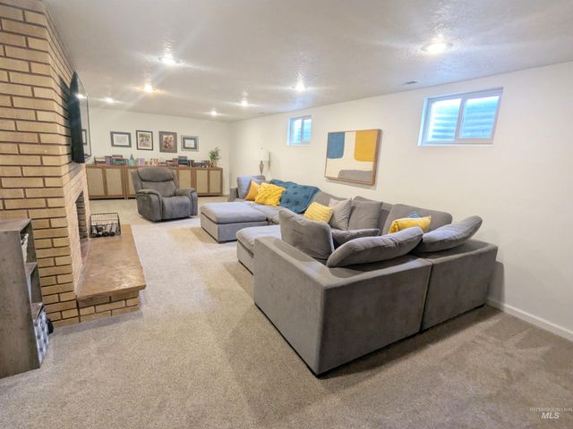 8709 W Ben Ct, Boise, ID 83714