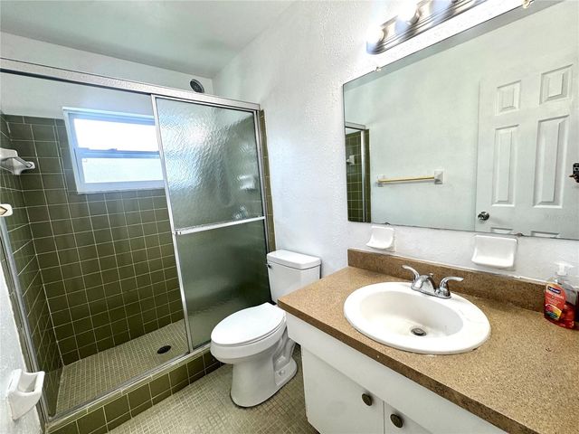 5060 76TH AVENUE N 112, Pinellas Park, FL 33781