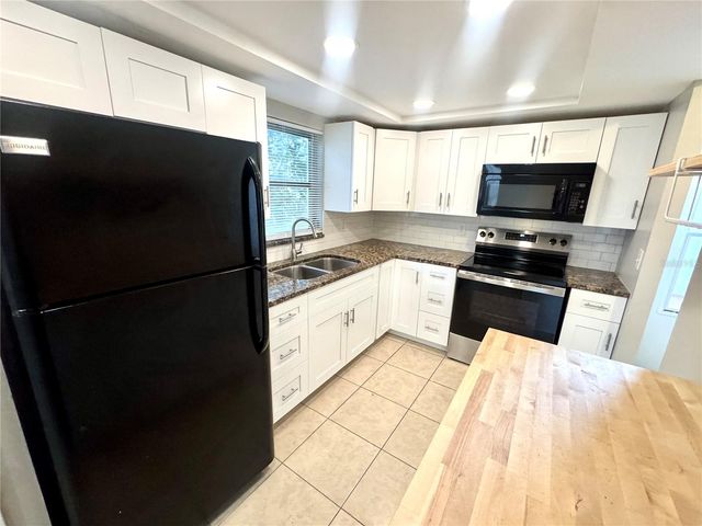 5060 76TH AVENUE N 112, Pinellas Park, FL 33781