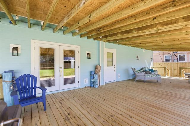 418 E ORANGE STREET, Tarpon Springs, FL 34689