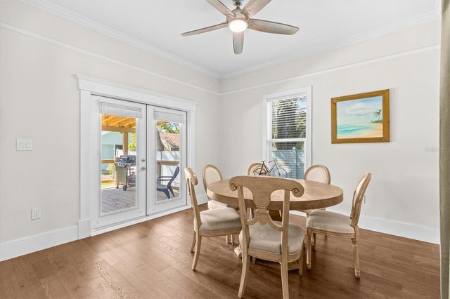 418 E ORANGE STREET, Tarpon Springs, FL 34689