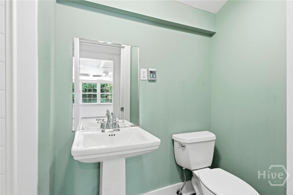 Image 28 of property listing at 12 Fallowfield Drive, Savannah, GA 31406