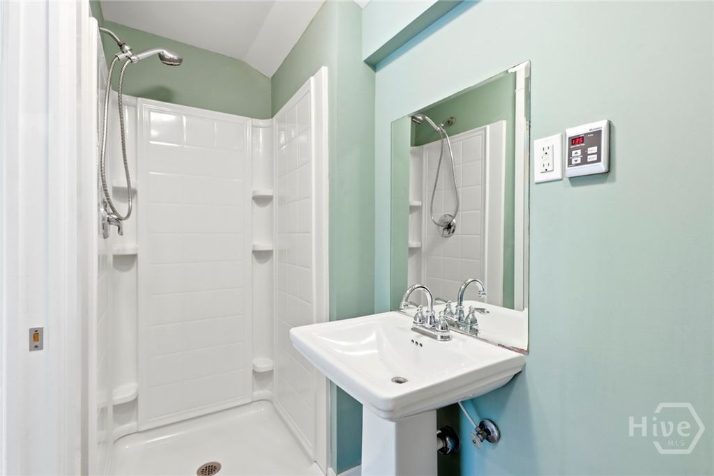 Image 29 of property listing at 12 Fallowfield Drive, Savannah, GA 31406