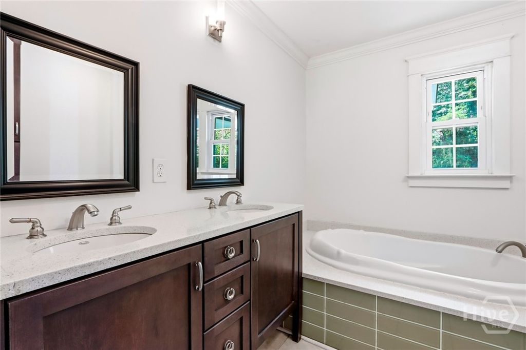 Image 31 of property listing at 12 Fallowfield Drive, Savannah, GA 31406
