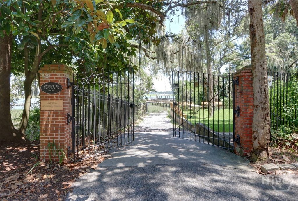 Image 48 of property listing at 12 Fallowfield Drive, Savannah, GA 31406