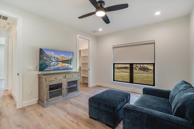 312 Rancho Grande DR, Wimberley, TX 78676