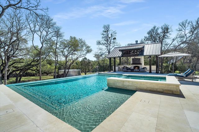 312 Rancho Grande DR, Wimberley, TX 78676